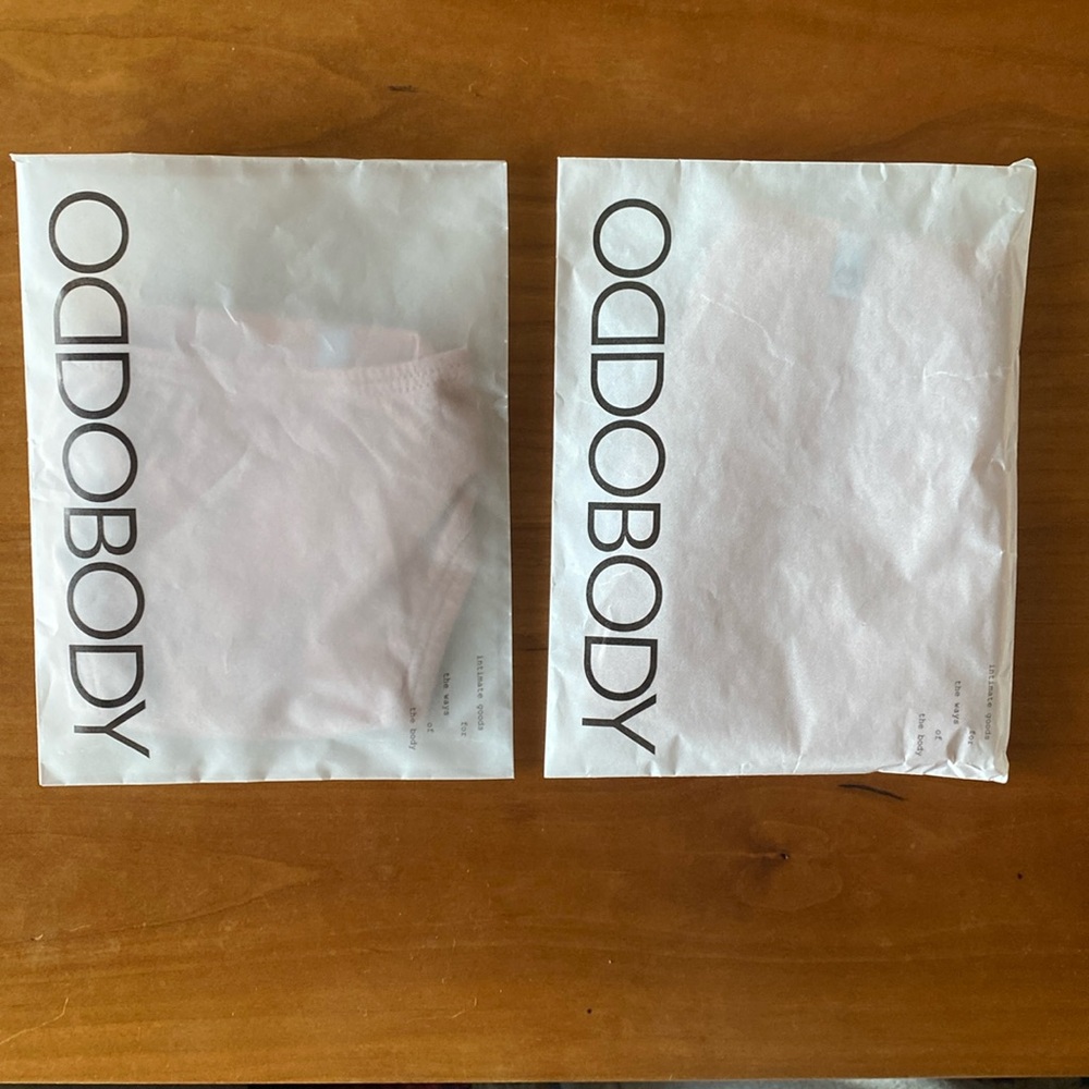 NWT ODDOBODY thong and high waisted brief - mauve - small